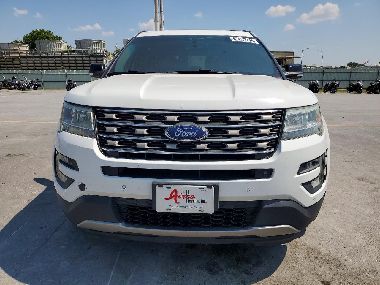 2017 Ford Explorer Xlt - zdjęcie 5