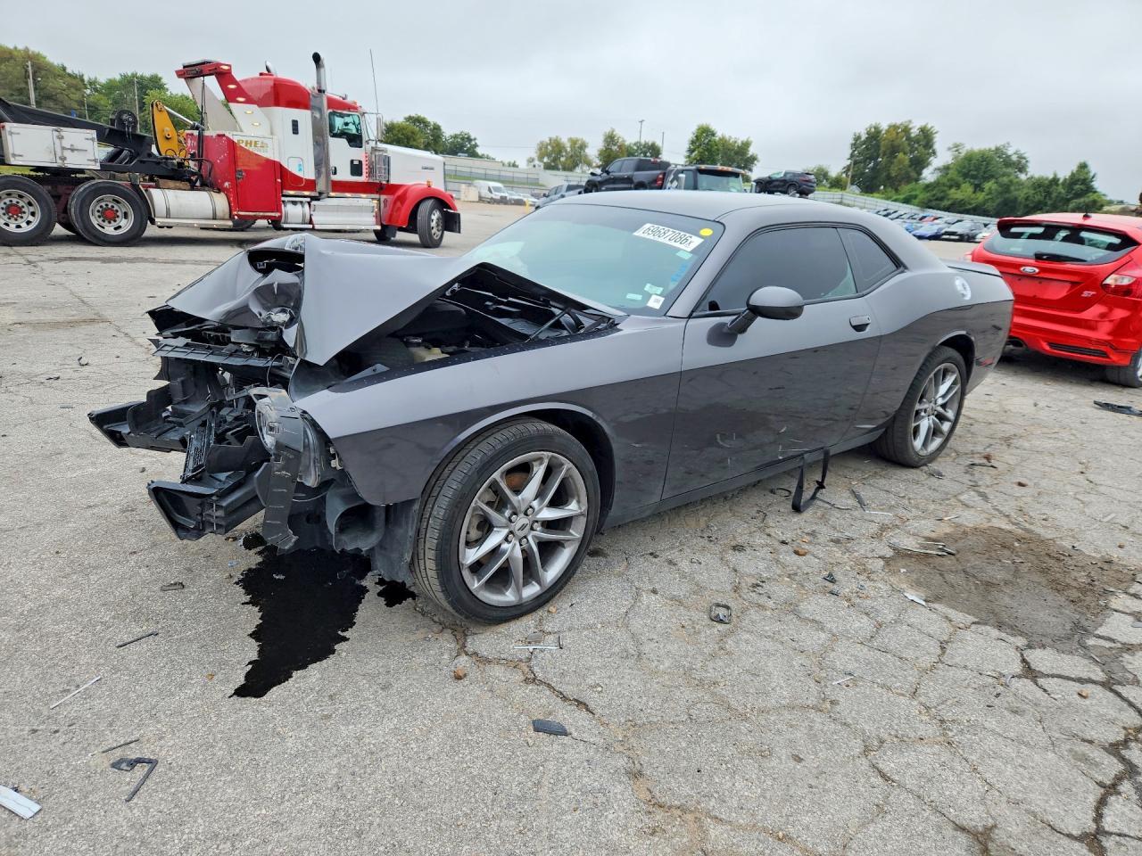 2022 Dodge Challenger Gt - zdjęcie główne