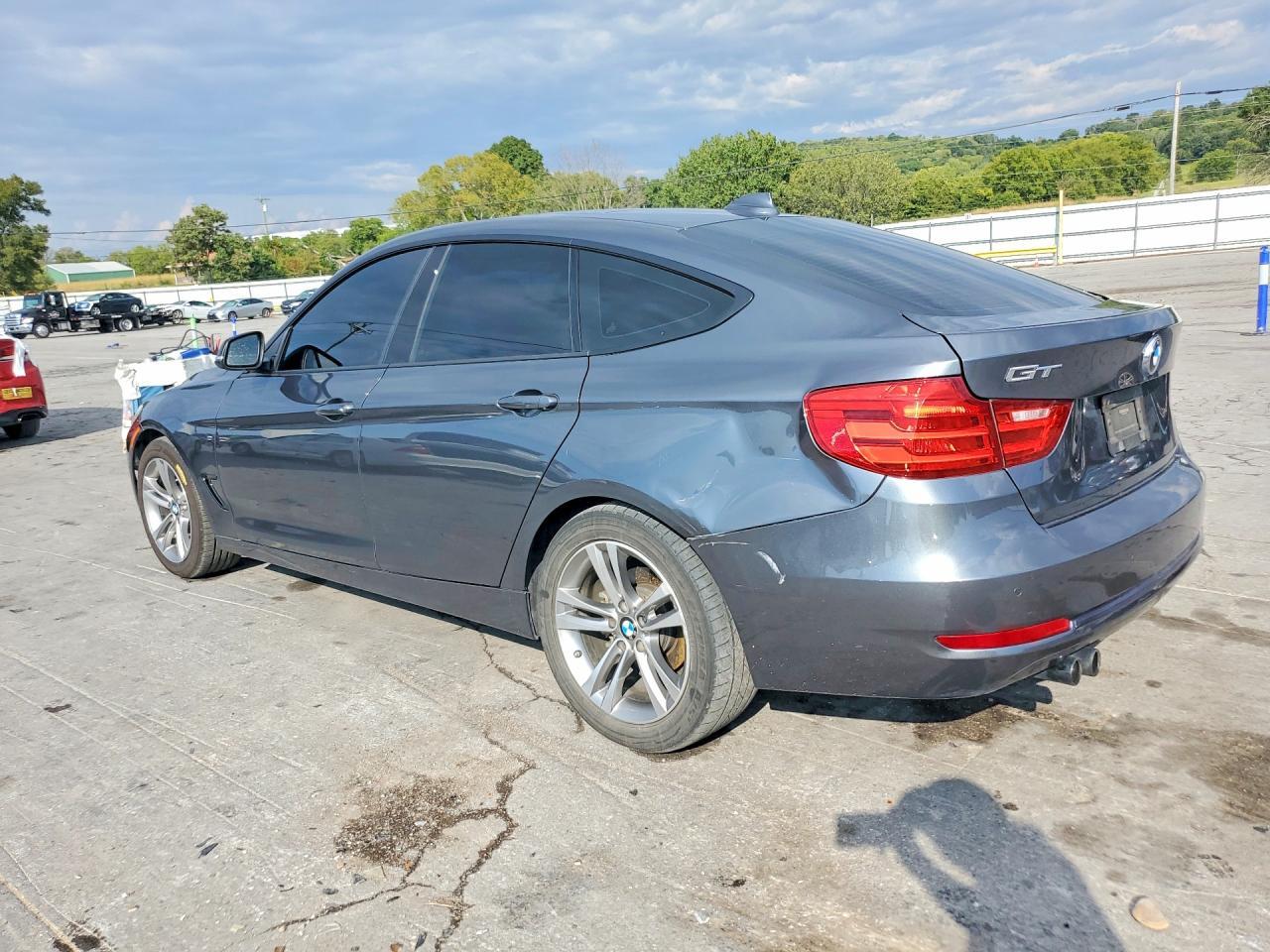 2015 BMW Seria 3 328i - zdjęcie 2
