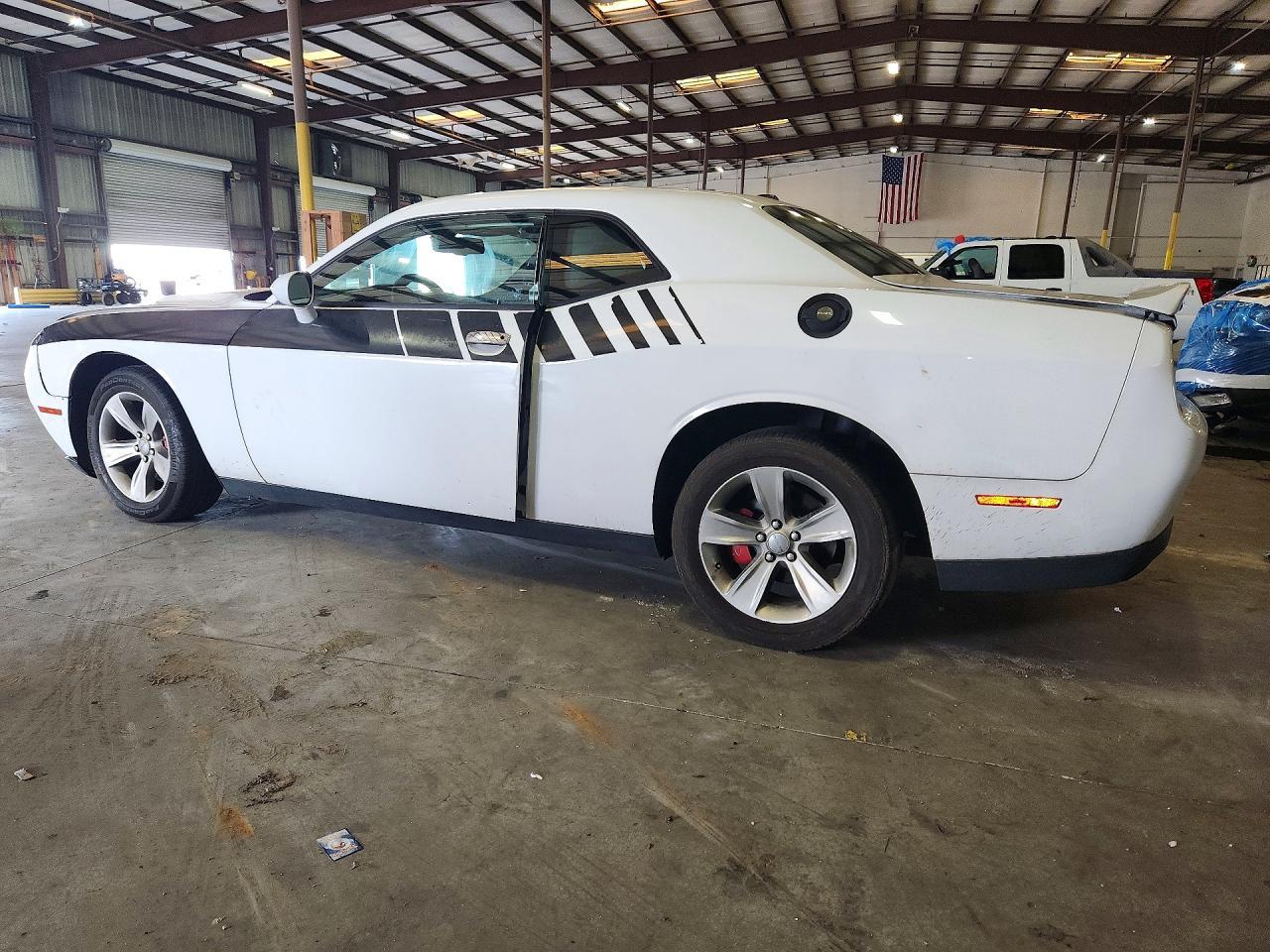 2018 Dodge Challenger Sxt - zdjęcie 2