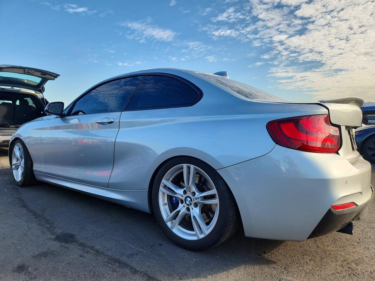 2016 BMW M235I - zdjęcie 2