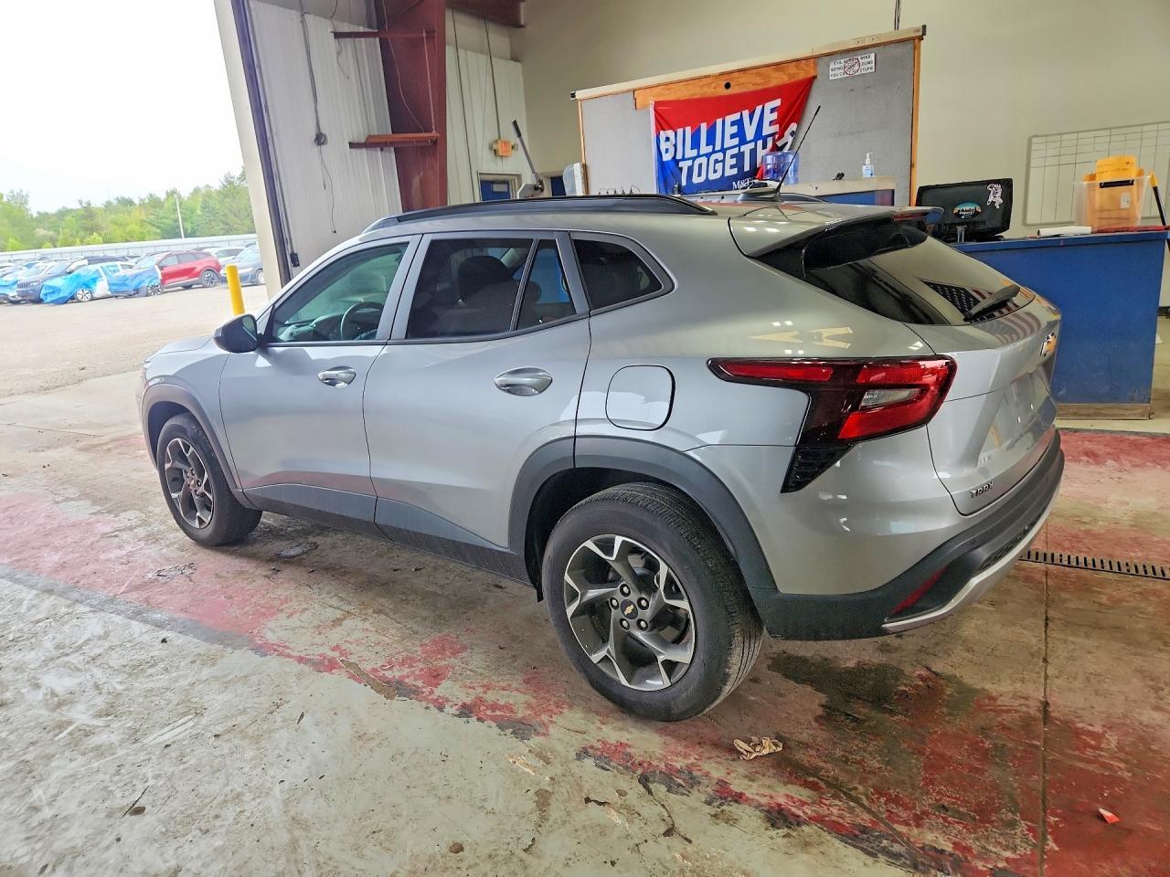 2024 Chevrolet Trax 1Lt - zdjęcie 2
