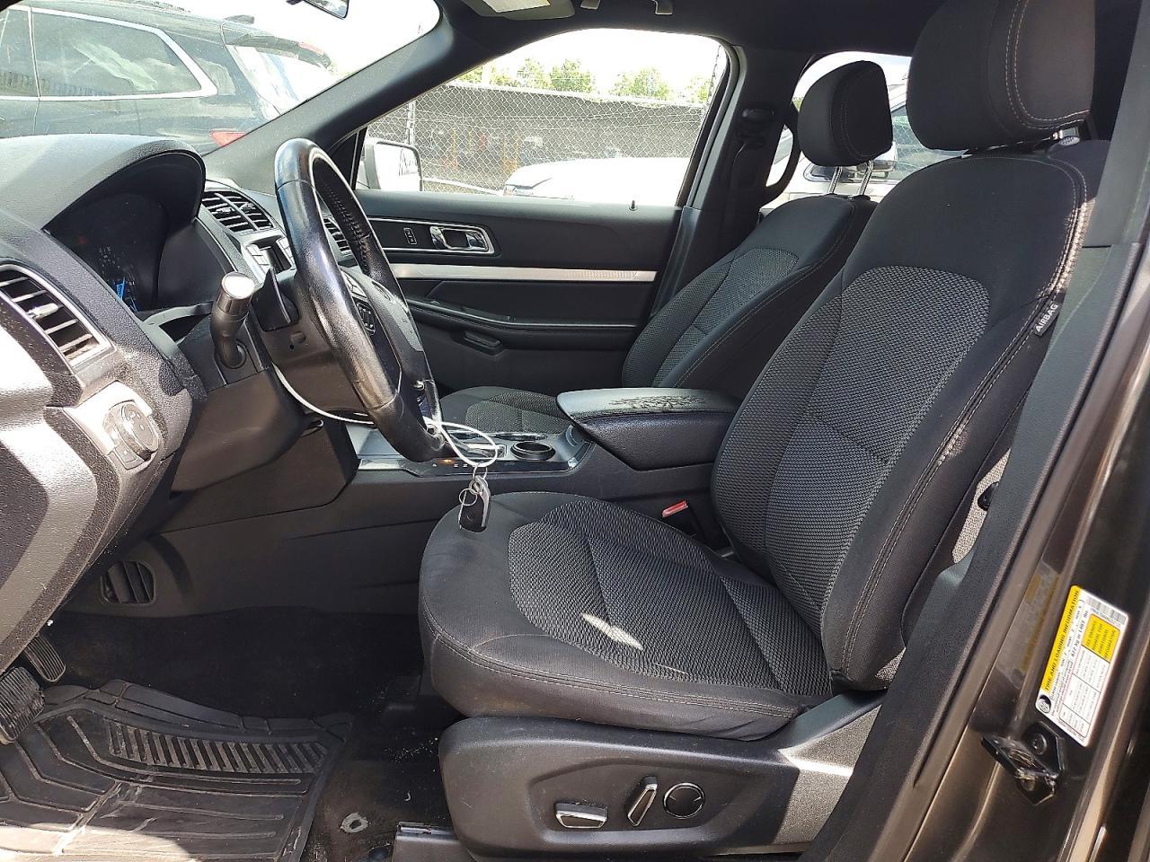2017 Ford Explorer Xlt - zdjęcie 7