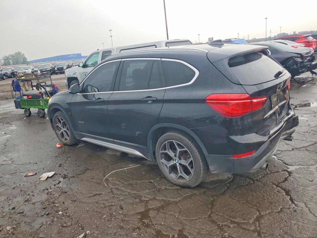 2016 BMW X1 xDrive28I - zdjęcie 2