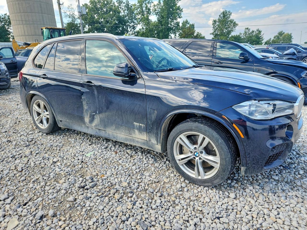 2015 BMW X5 xDrive50I - zdjęcie 4