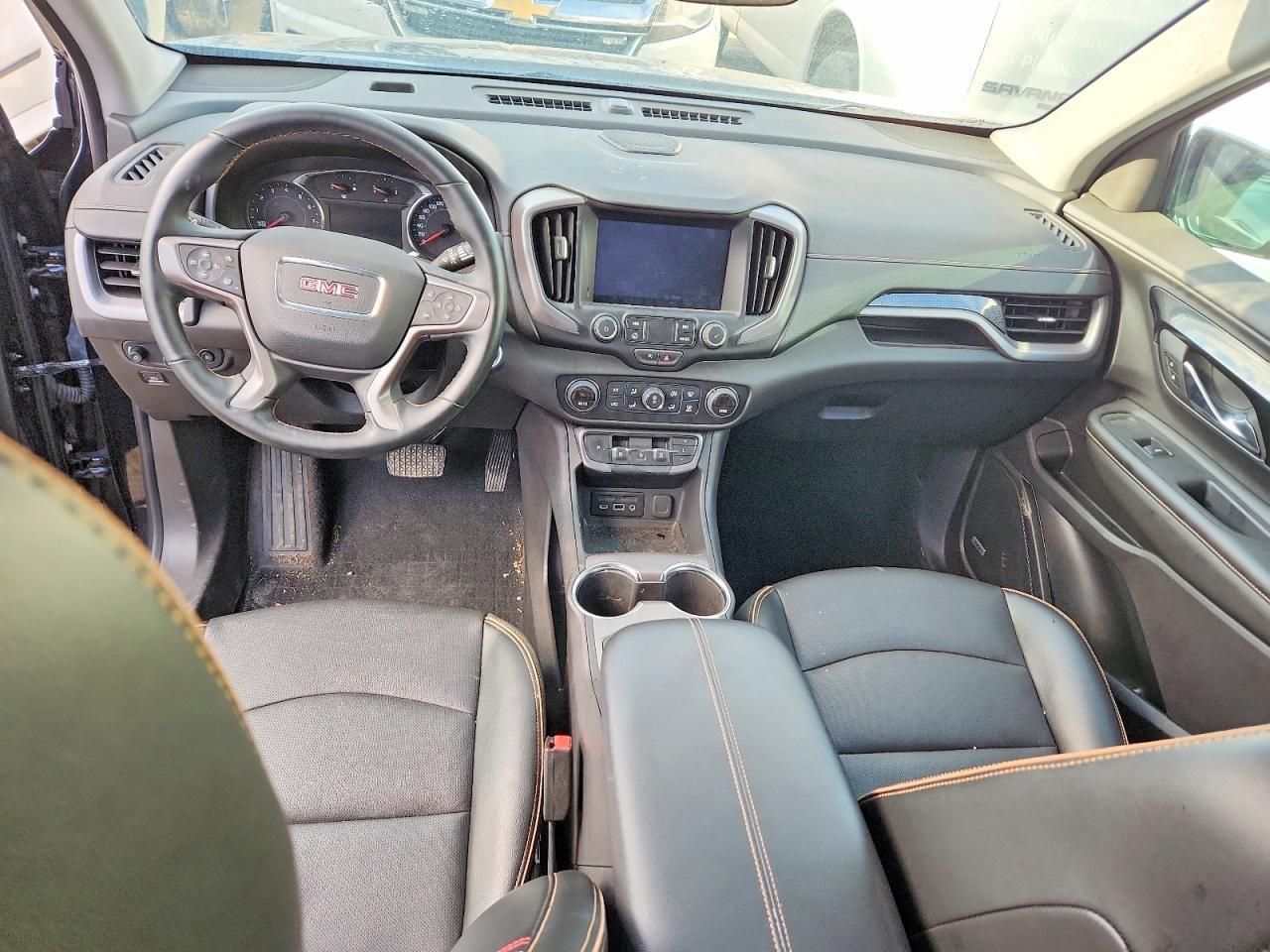 2024 GMC Terrain At4 - zdjęcie 8