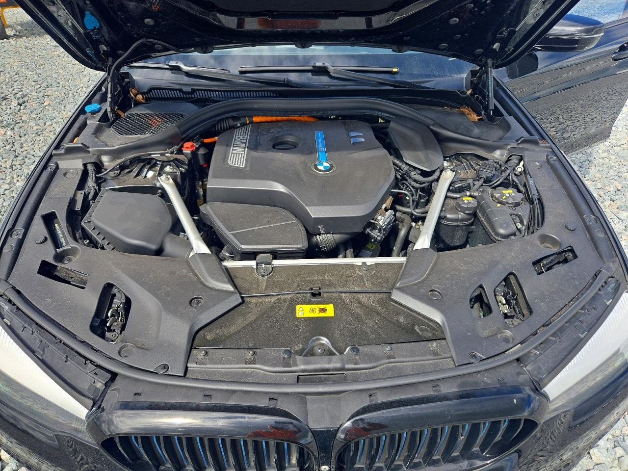 2019 BMW 530E - zdjęcie 11