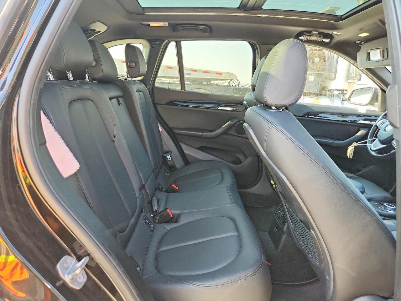 2019 BMW X1 Sdrive28I - zdjęcie 11