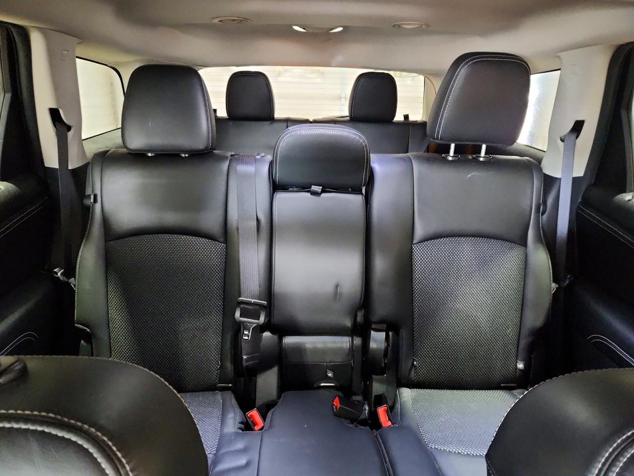 2015 Dodge Journey Crossroad - zdjęcie 10