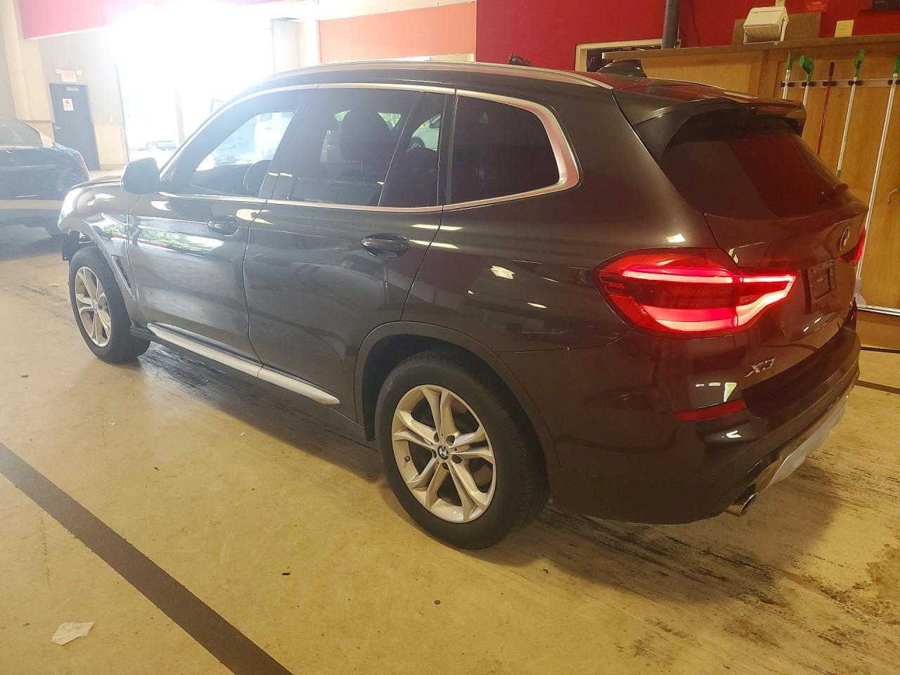 2020 BMW X3 xDrive30I - zdjęcie 2