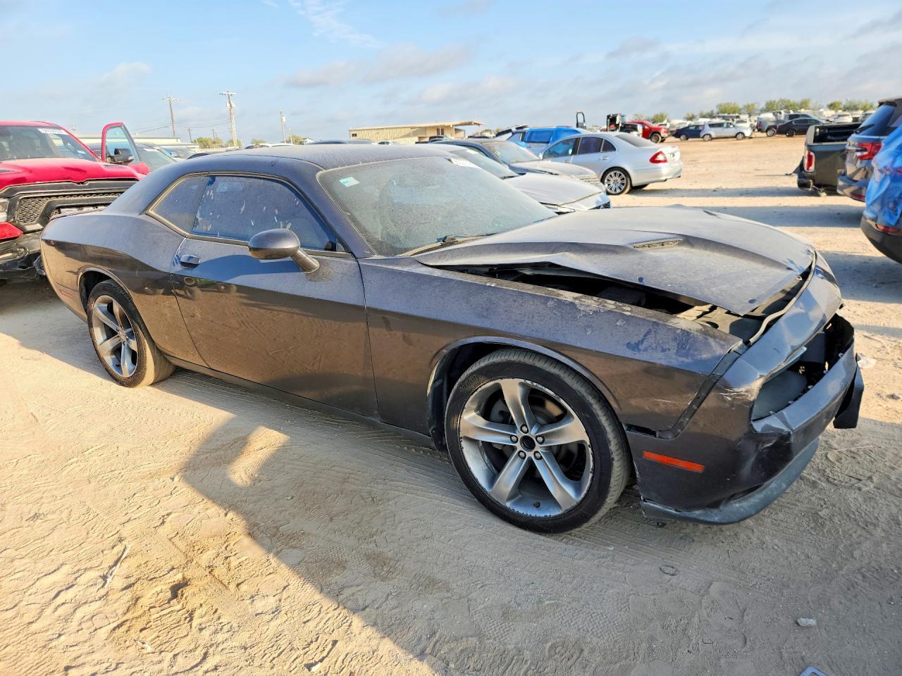 2015 Dodge Challenger Sxt - zdjęcie 4