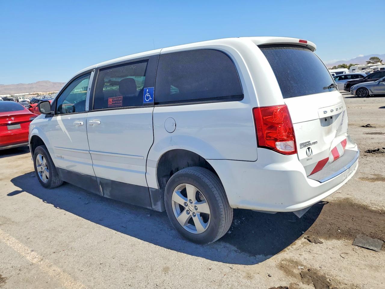 2013 Dodge Grand Caravan Se - zdjęcie 2