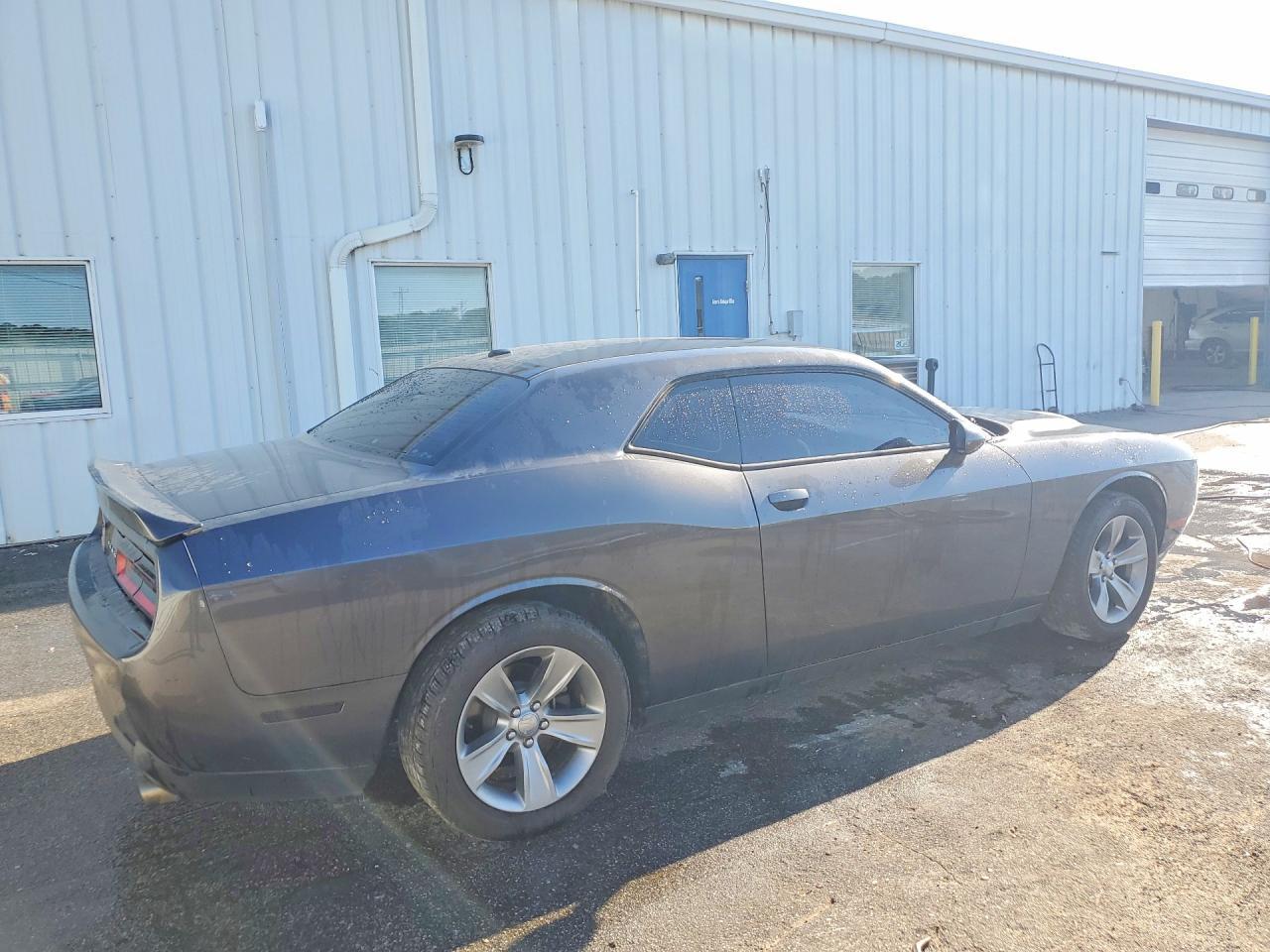 2019 Dodge Challenger Sxt - zdjęcie 3