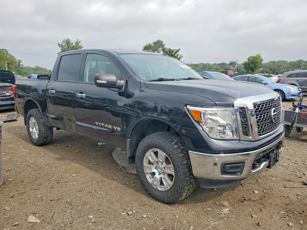 2018 Nissan Titan Sv - zdjęcie 4