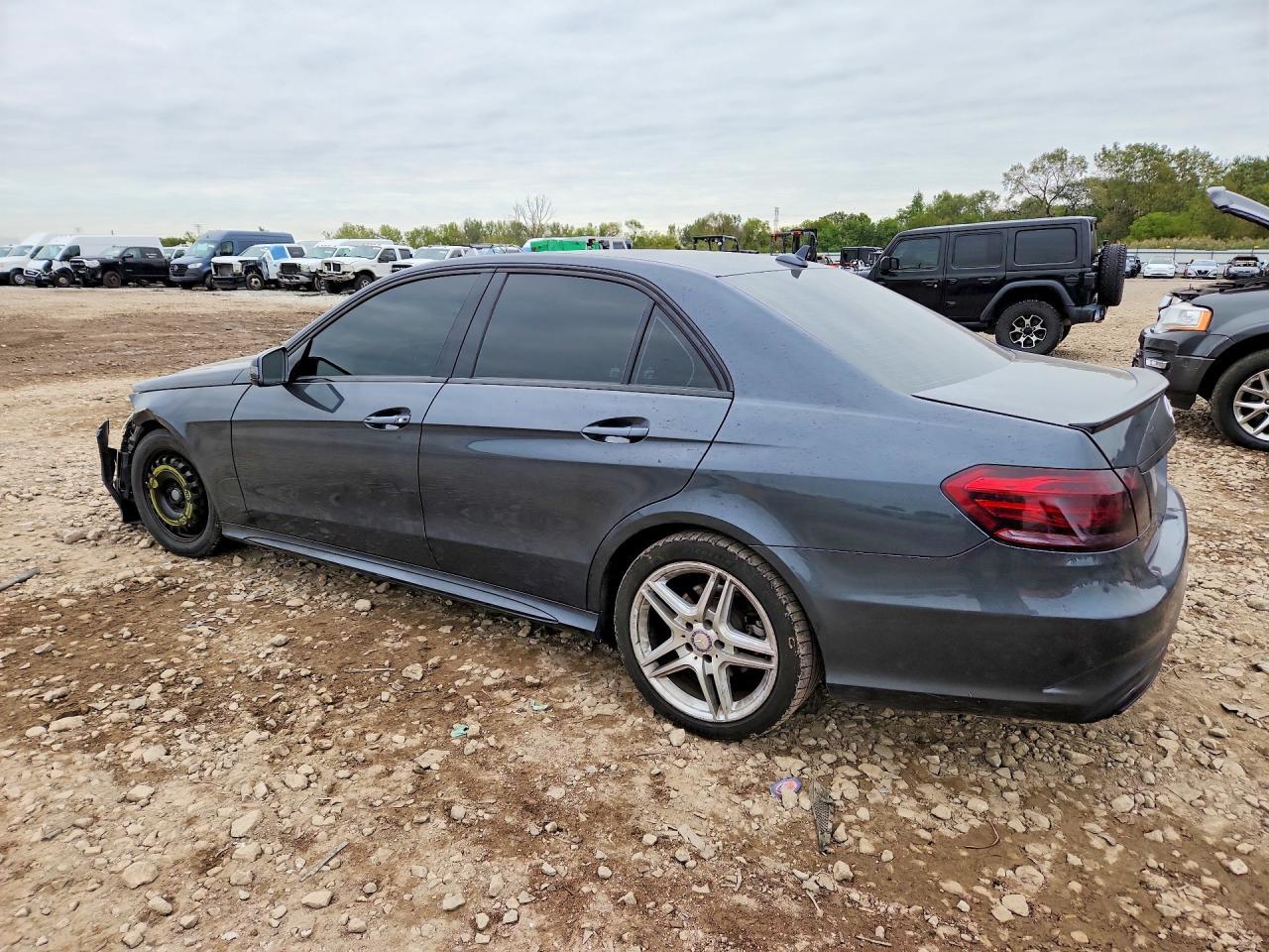 2014 Mercedes-Benz E 350 4Matic - zdjęcie 2