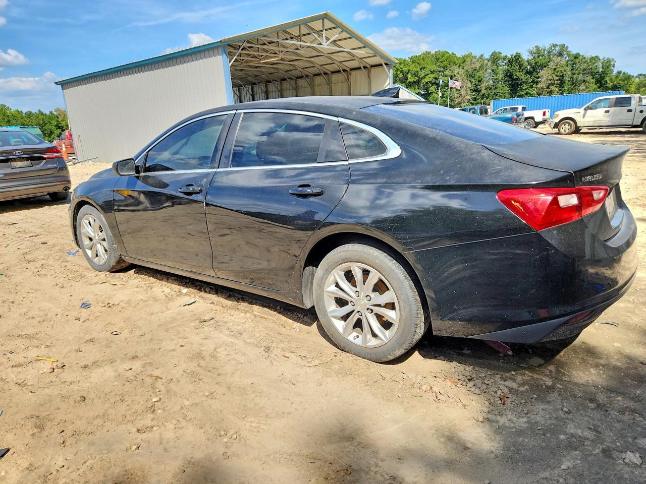 2017 Chevrolet Malibu Ls - zdjęcie 2