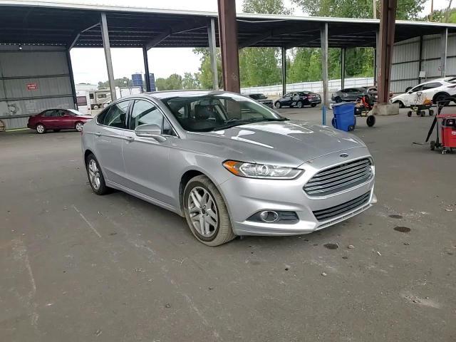 2015 Ford Fusion Se - zdjęcie 13