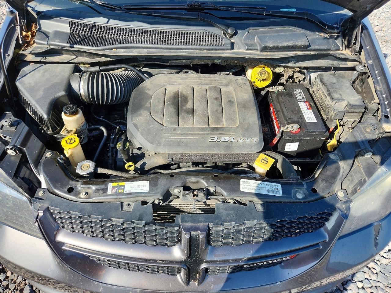 2015 Dodge Grand Caravan R/T - zdjęcie 12