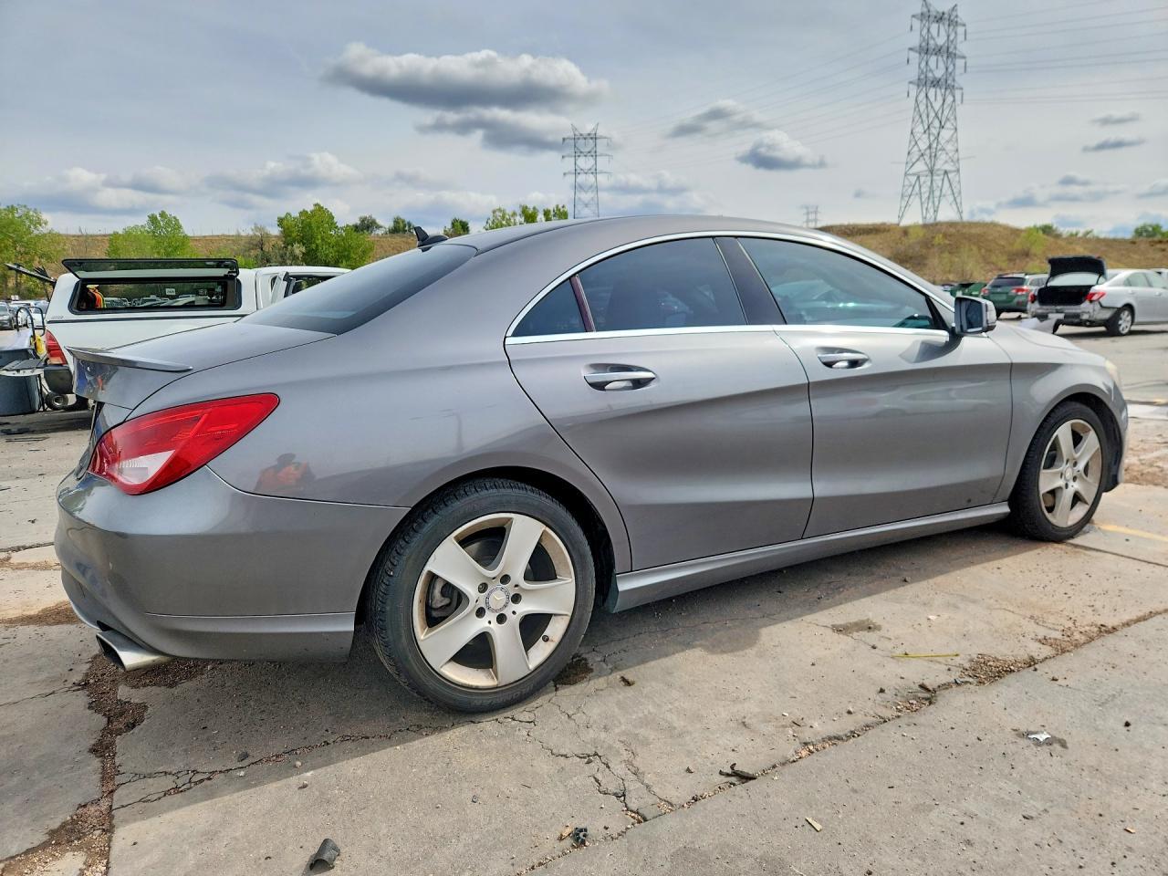 2015 Mercedes-Benz Cla 250 - zdjęcie 3