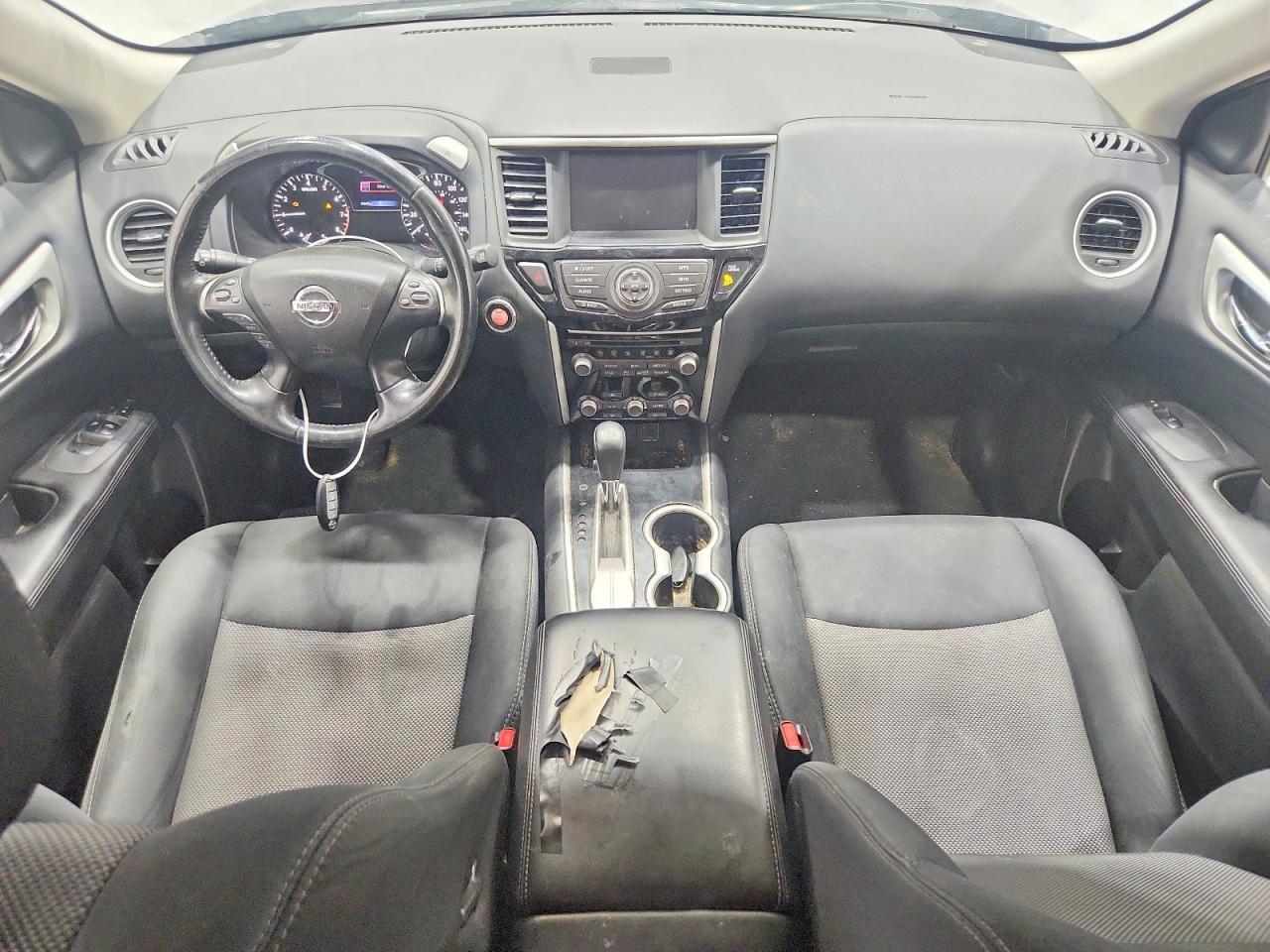 2018 Nissan Pathfinder Sv - zdjęcie 8
