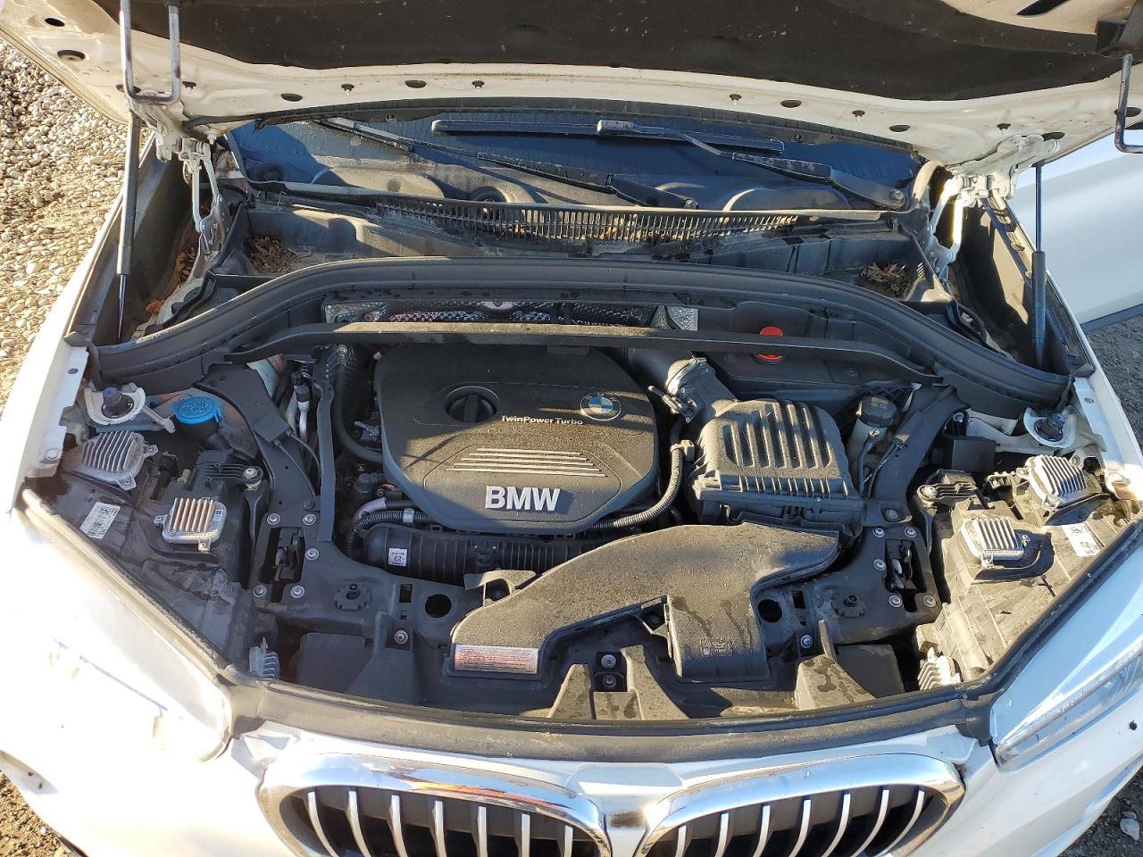 2016 BMW X1 xDrive28I - zdjęcie 12