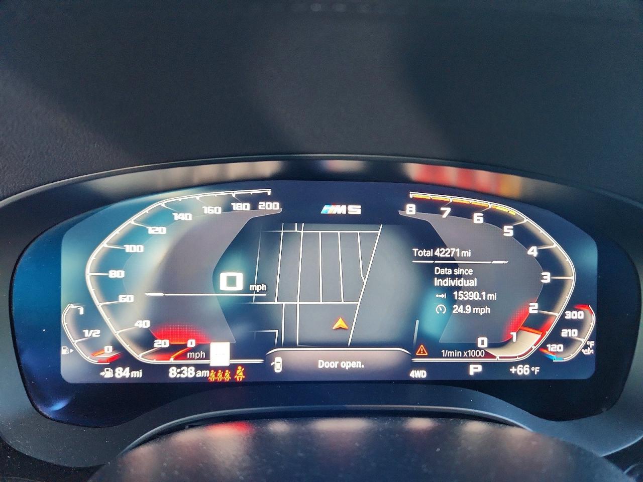 2023 BMW M5 - zdjęcie 9