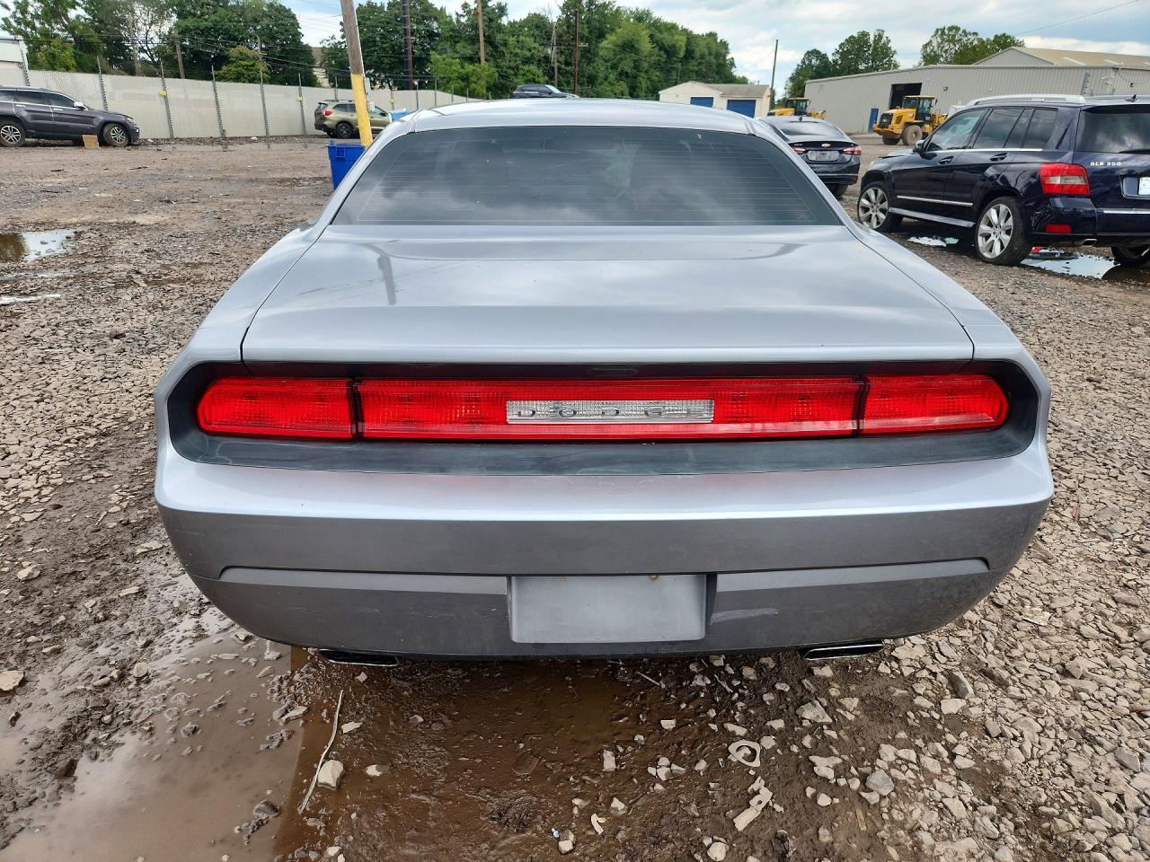 2014 Dodge Challenger Sxt - zdjęcie 6
