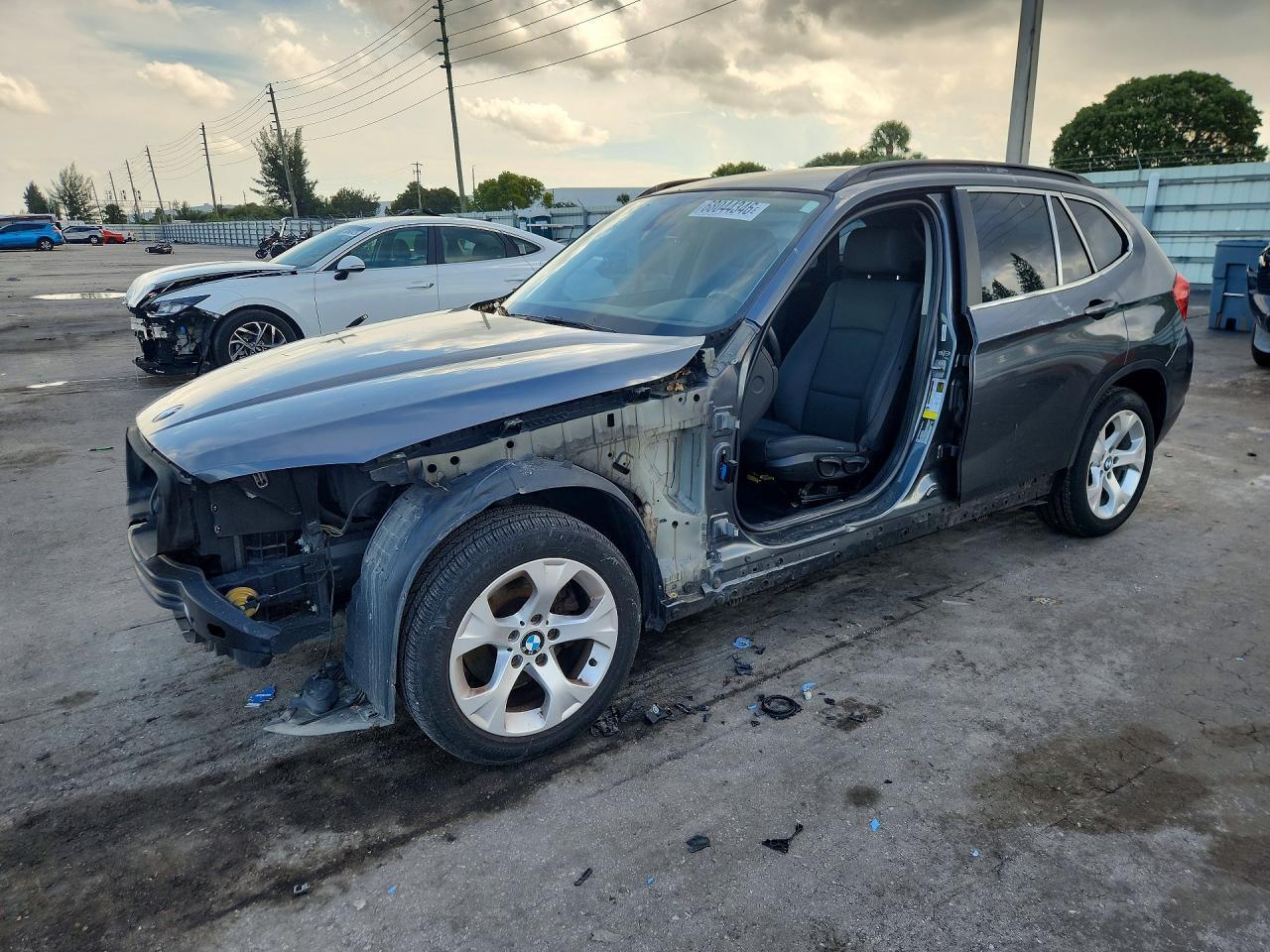 2014 BMW X1 Sdrive28I - zdjęcie główne