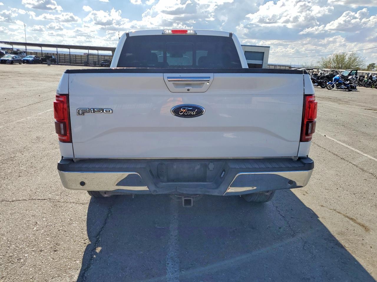 2015 Ford F150 Supercrew - zdjęcie 6