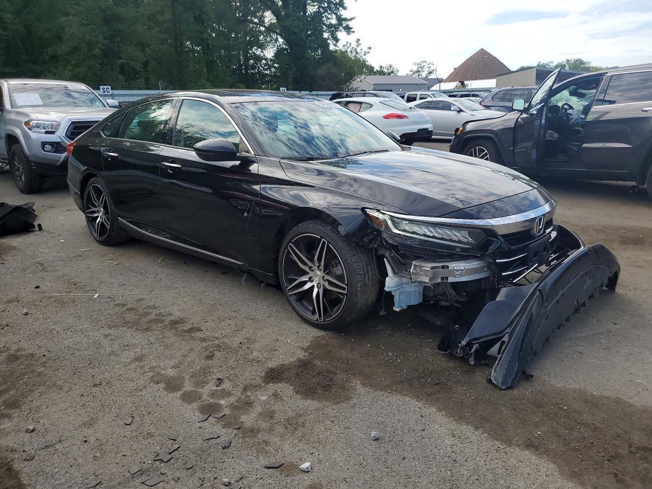 2021 Honda Accord Touring - zdjęcie 4