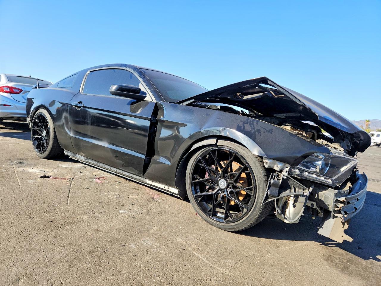 2014 Ford Mustang - zdjęcie 4