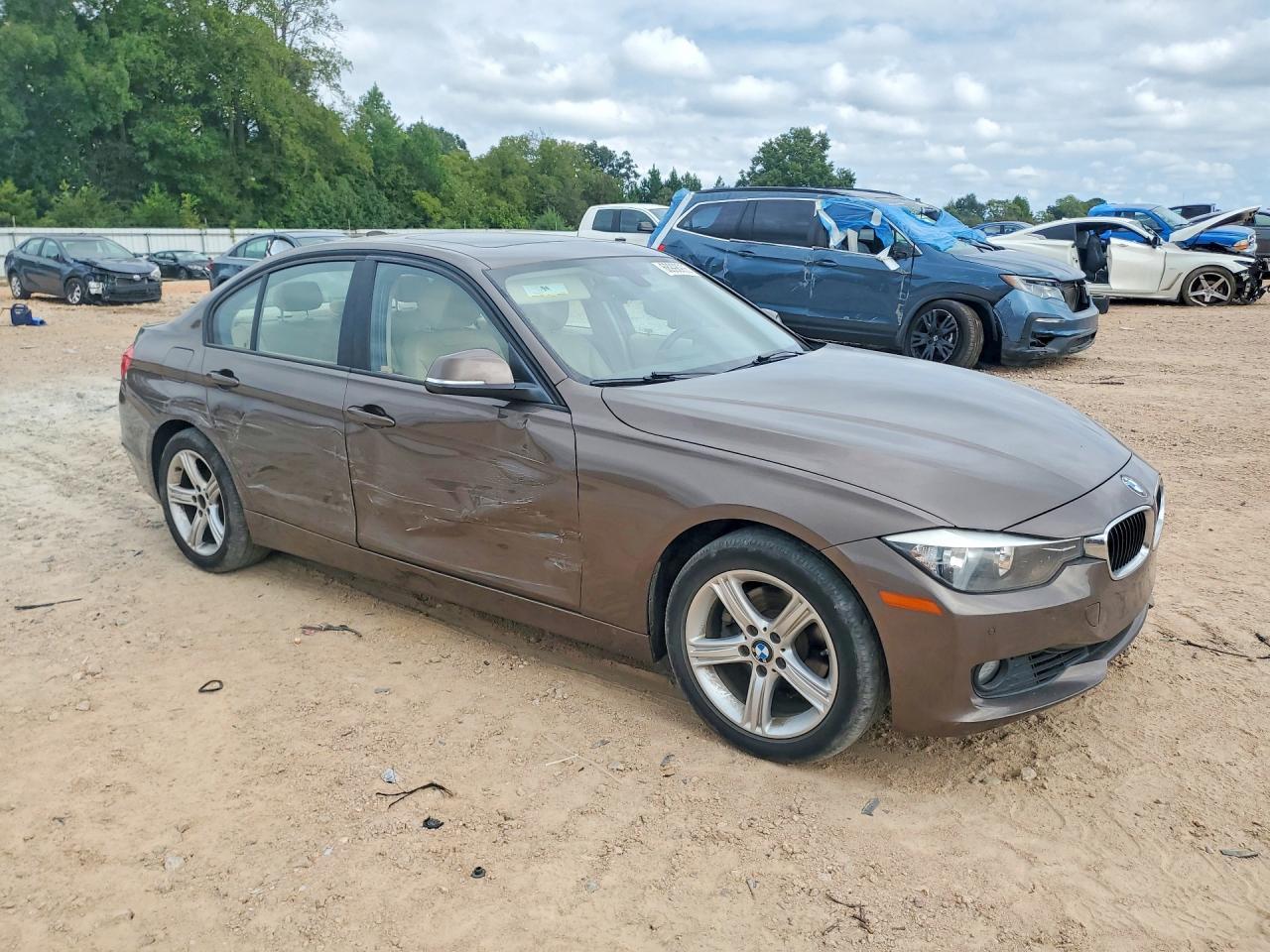 2014 BMW 328 I - zdjęcie 4
