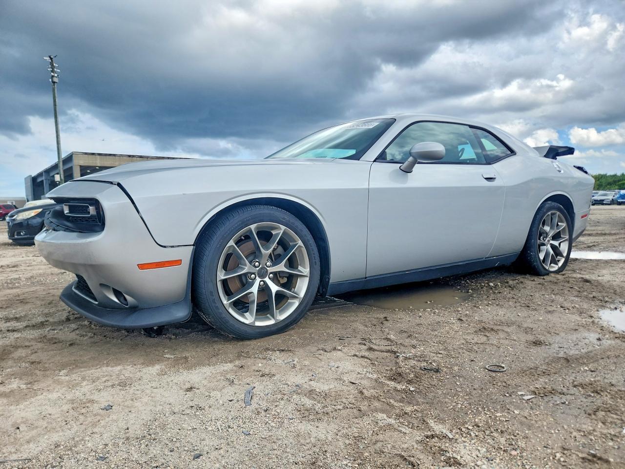 2020 Dodge Challenger Gt - zdjęcie główne