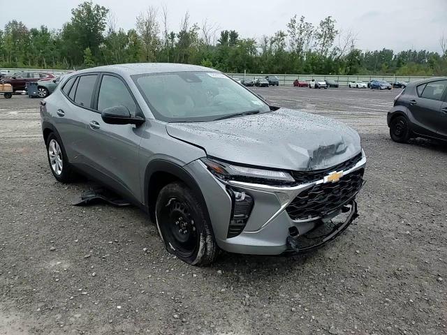 2026 Chevrolet Trax Ls - zdjęcie 15