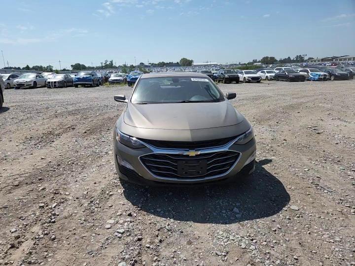 2020 Chevrolet Malibu Lt - zdjęcie 13