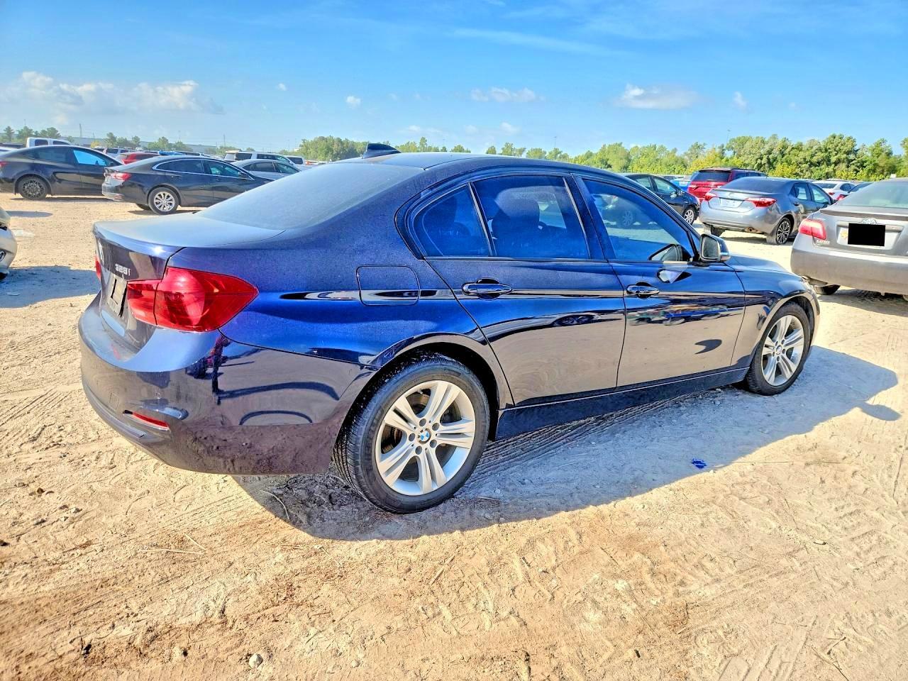 2016 BMW Seria 3 328i - zdjęcie 3