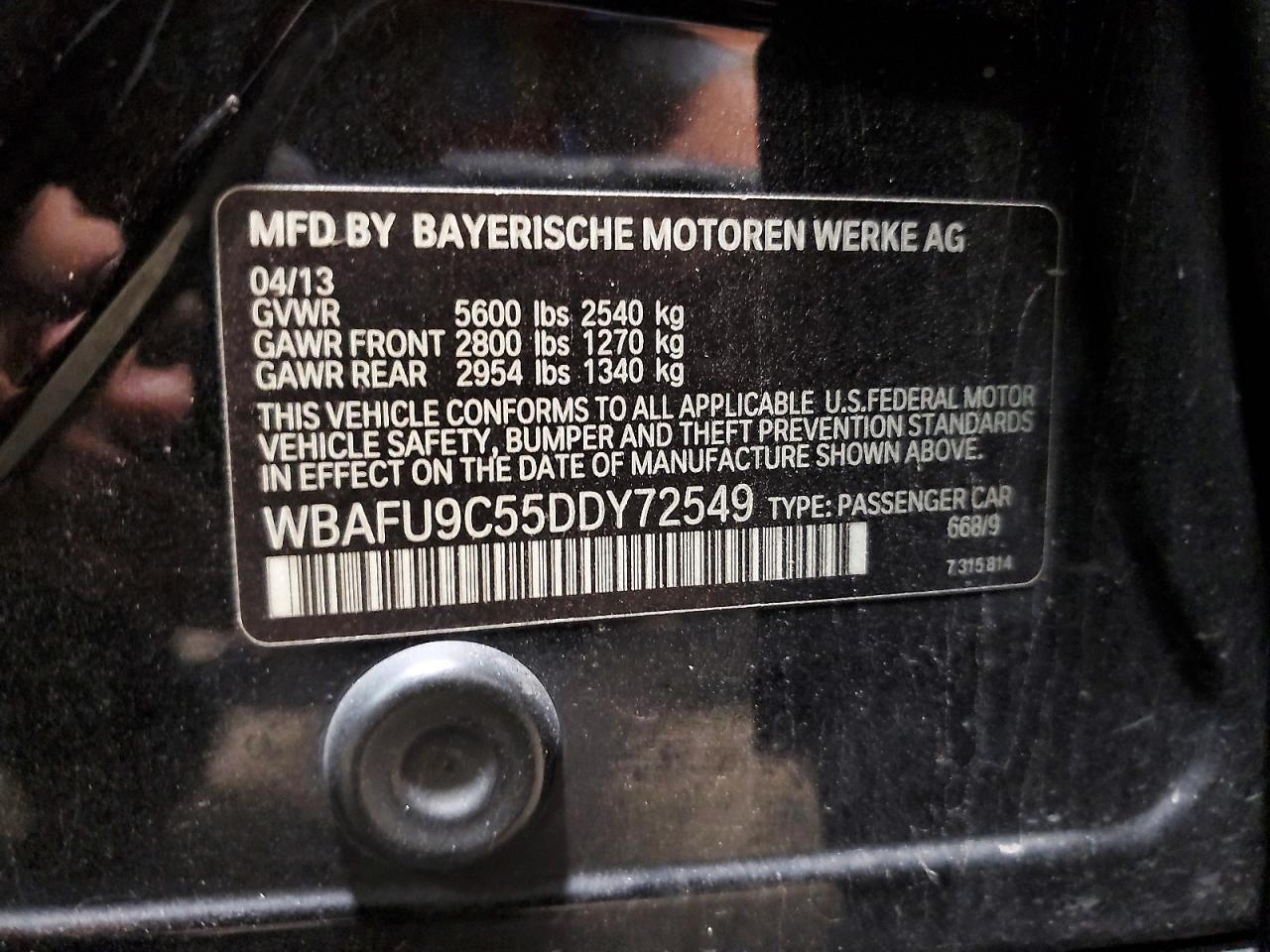 2013 BMW Seria 5 550i - zdjęcie 13