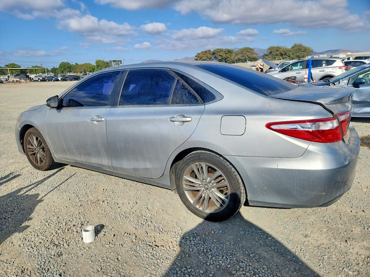 2017 Toyota Camry Se - zdjęcie 2