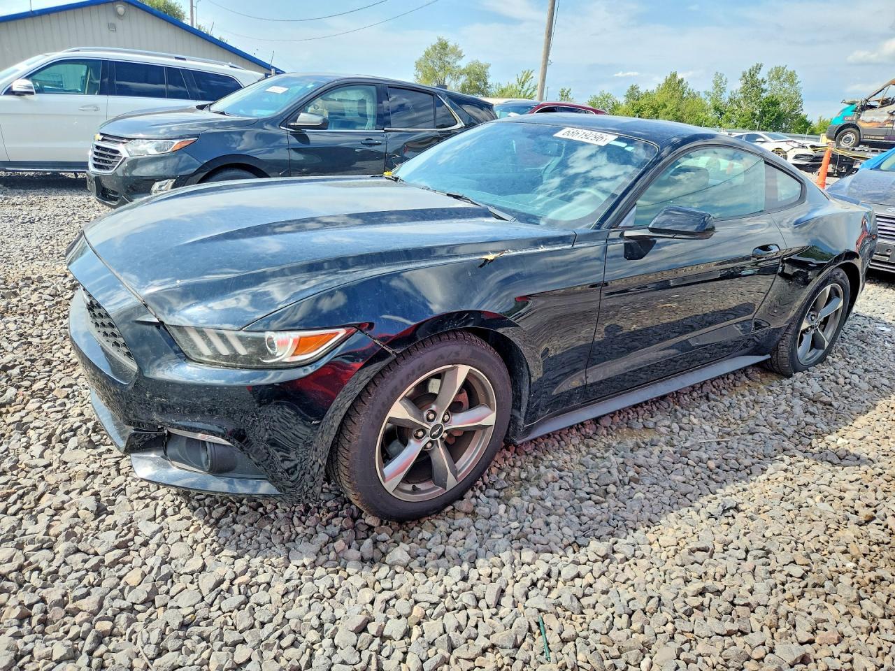 2017 Ford Mustang - zdjęcie główne