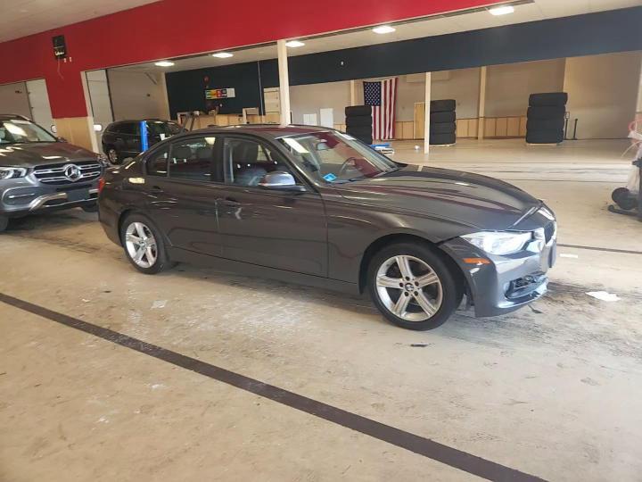 2013 BMW Seria 3 328i - zdjęcie 13
