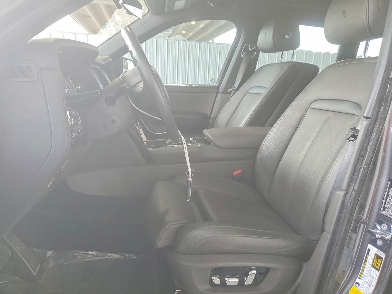2021 Rolls-Royce Cullinan Black Badge - zdjęcie 7