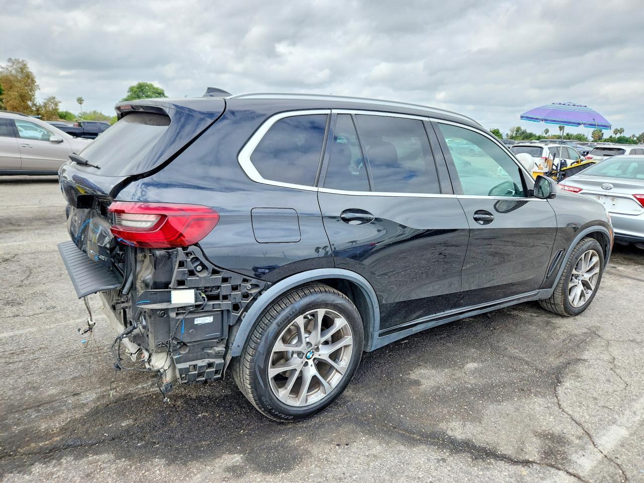 2019 BMW X5 xDrive40I - zdjęcie 3
