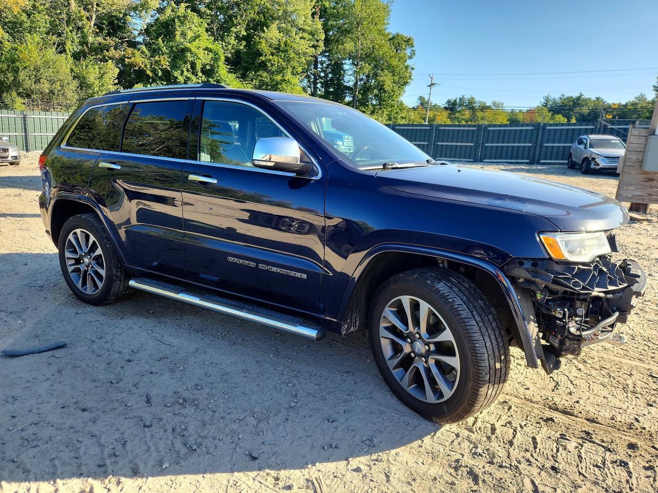 2017 Jeep Grand Cherokee Overland - zdjęcie 4
