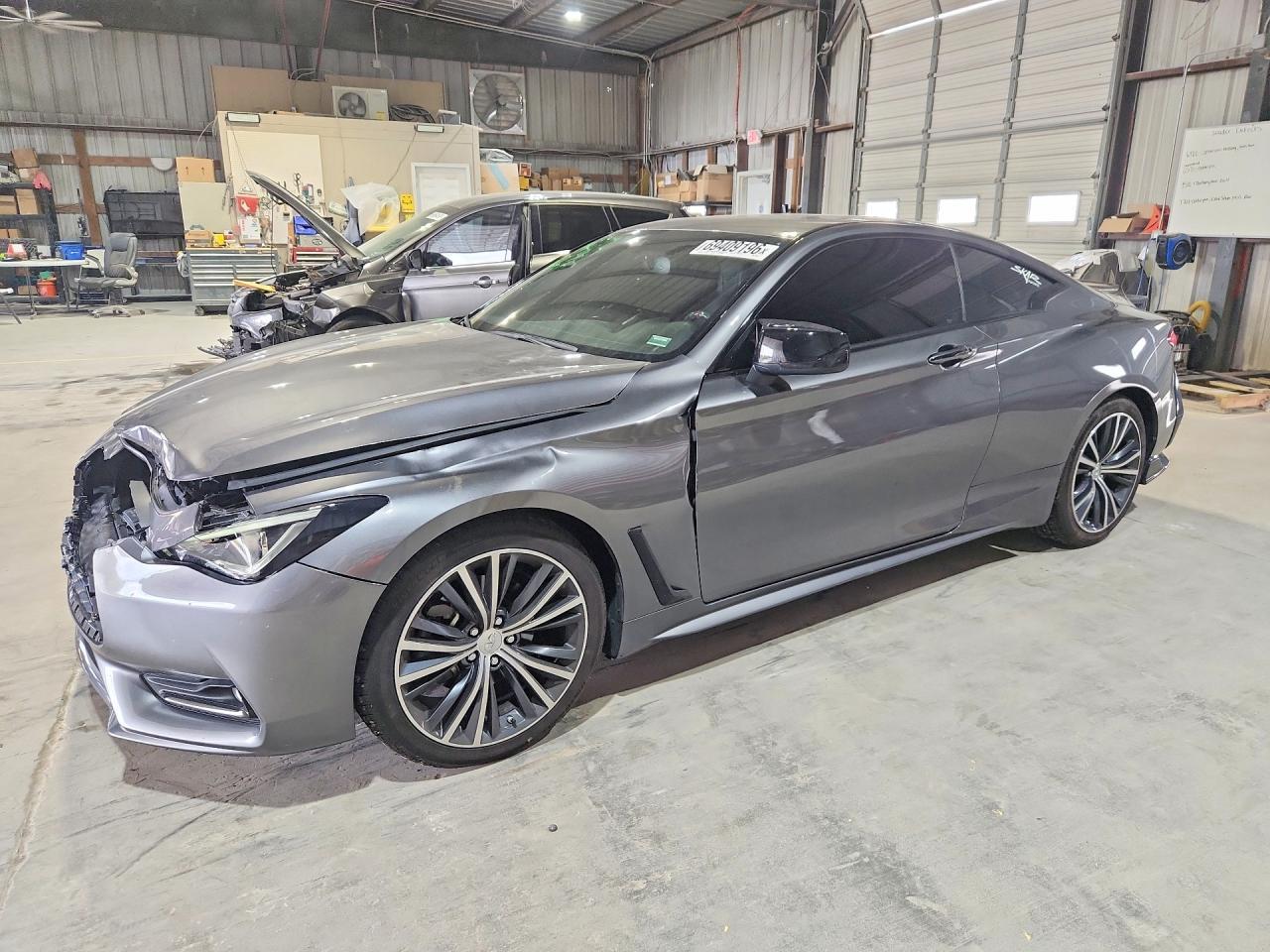 2019 Infiniti Q60 3.0T Luxe - zdjęcie główne