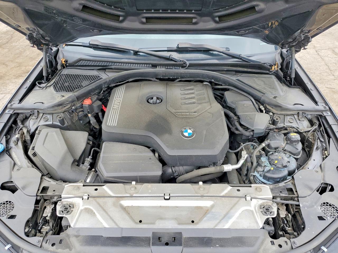2020 BMW Seria 3 330i - zdjęcie 11