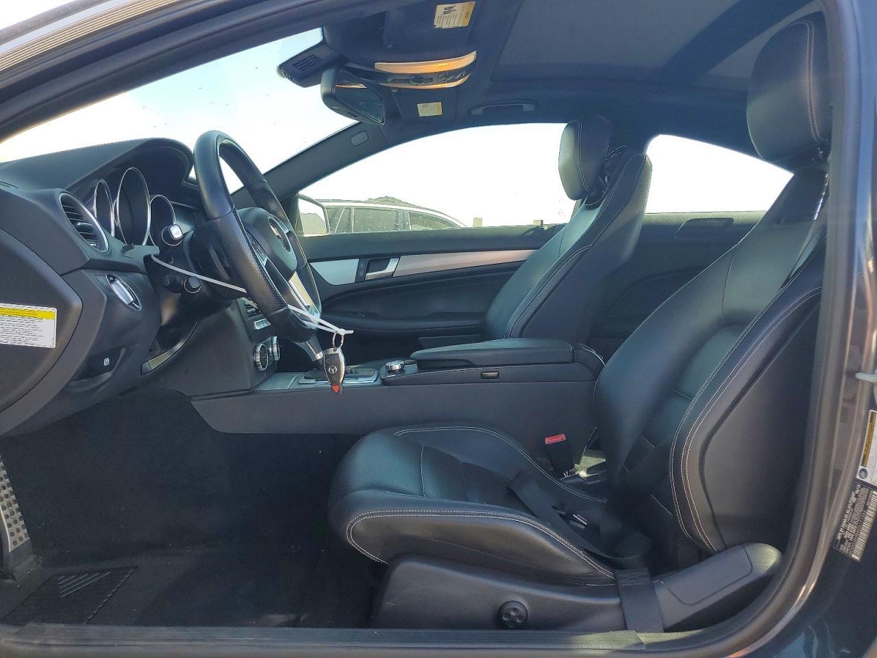 2014 Mercedes-Benz C 250 - zdjęcie 7