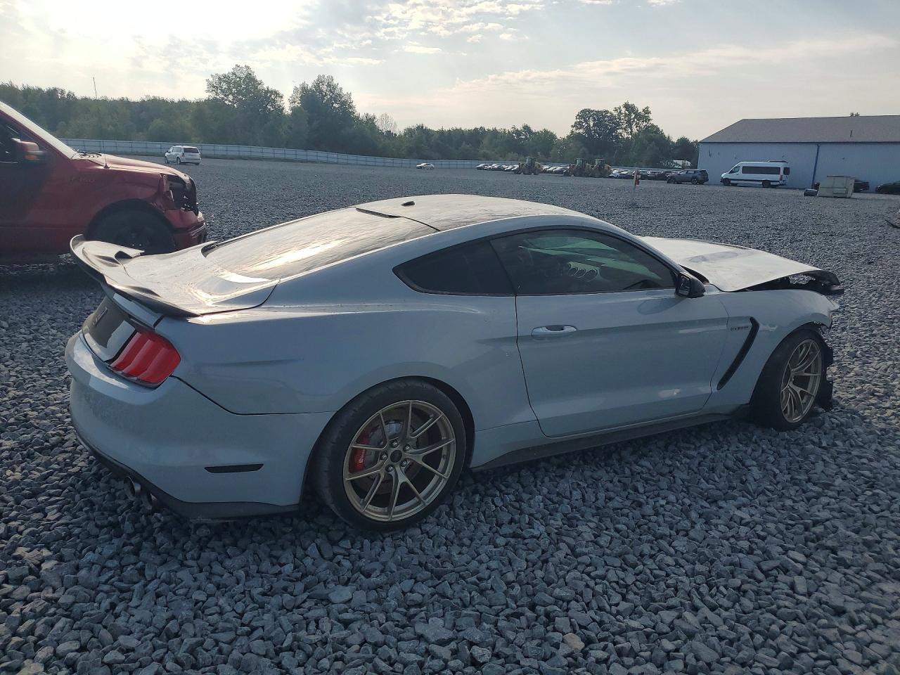2017 Ford Mustang Shelby Gt350 - zdjęcie 3
