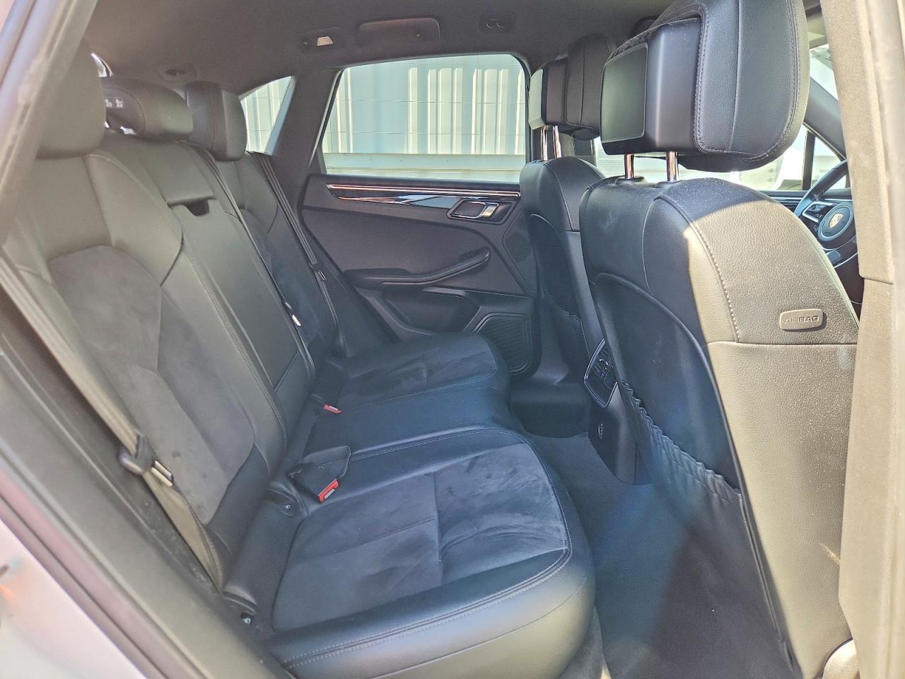 2018 Porsche Macan - zdjęcie 11