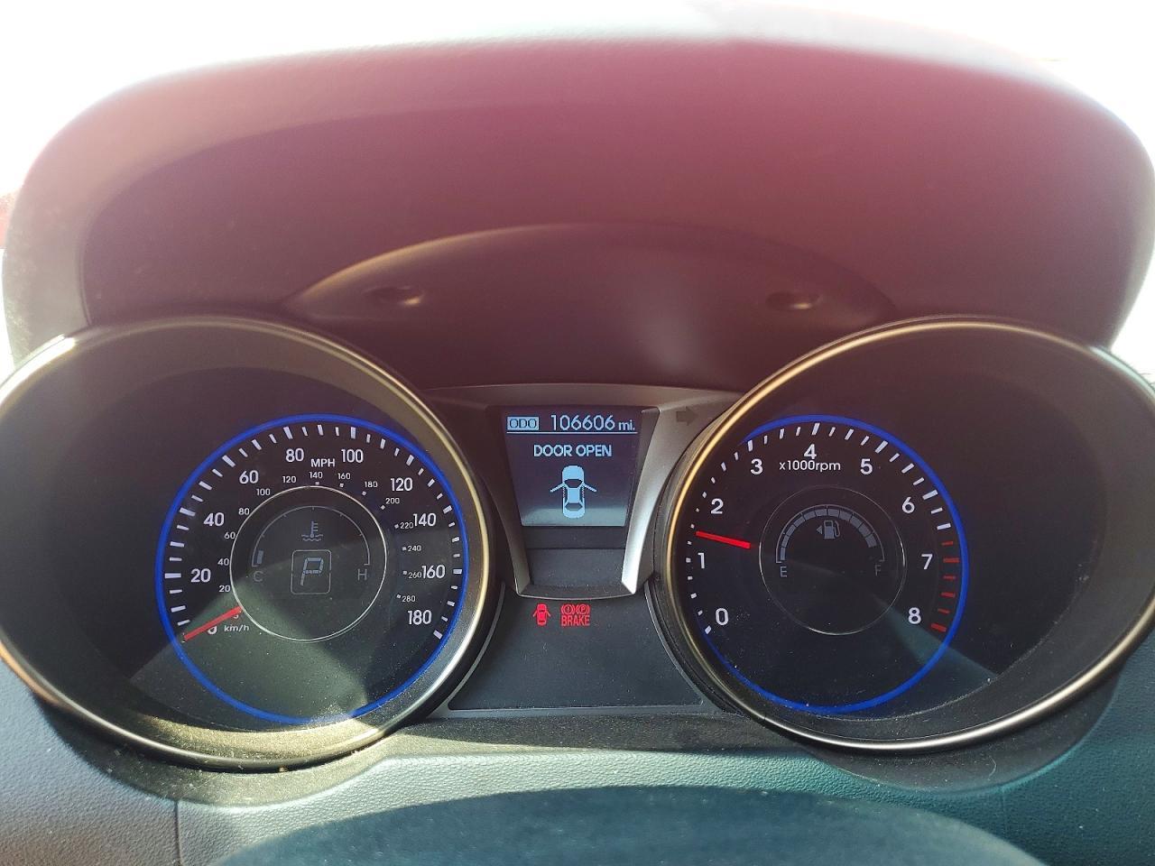 2013 Hyundai Genesis Coupe 3.8 Track - zdjęcie 9