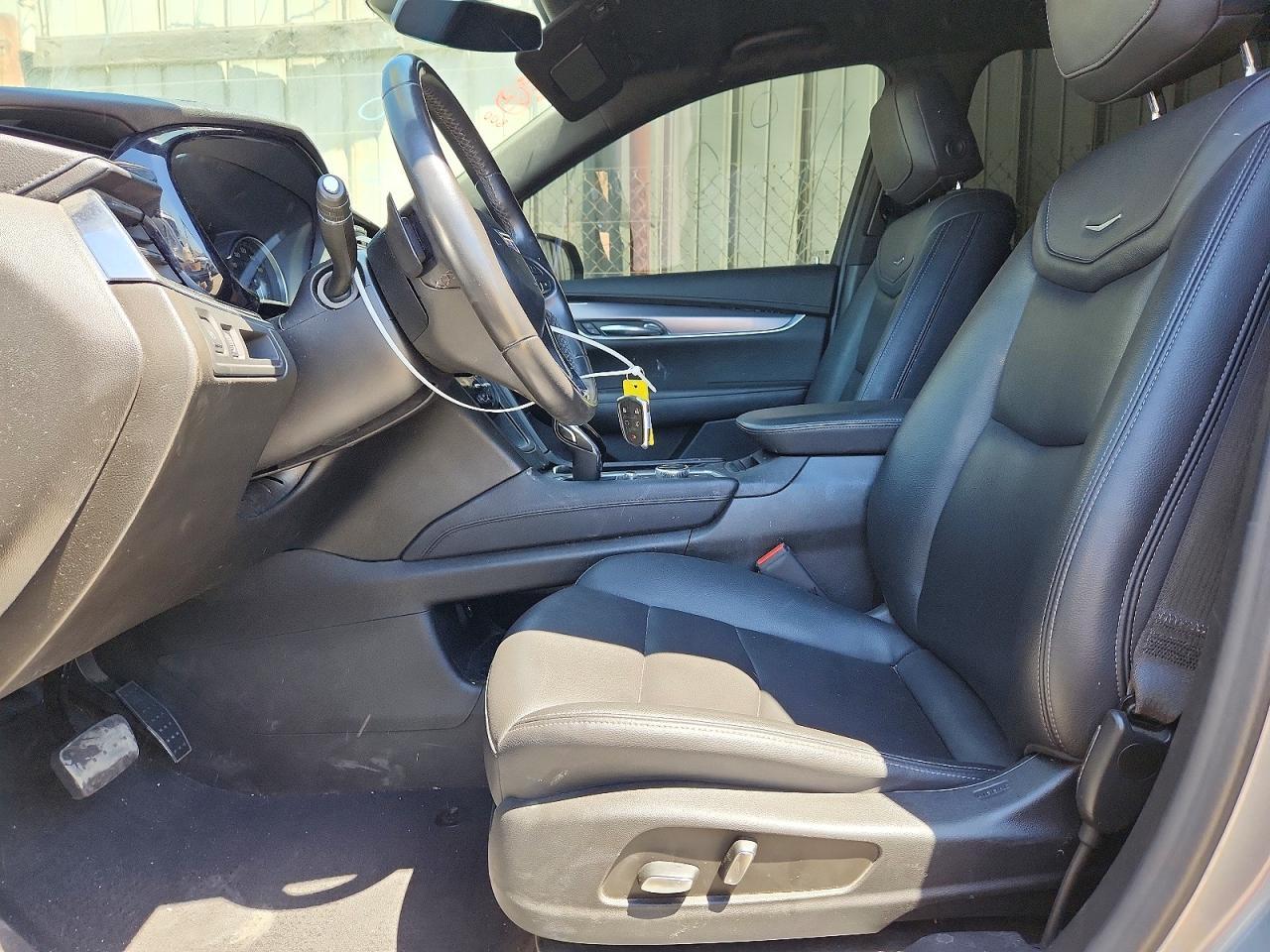 2023 Cadillac Xt6 Luxury - zdjęcie 7